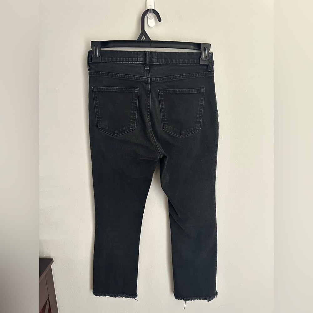 Everlane High Rise Kick Crop Jeans Black Size 29 Regular Raw Hem - Picture 3 of 9